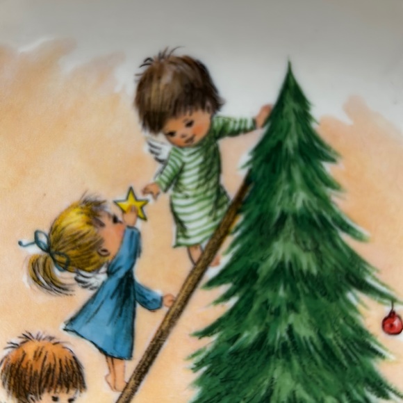 Vintage 1974 Happy Merry Christmas Tree Plate - Picture 3 of 8